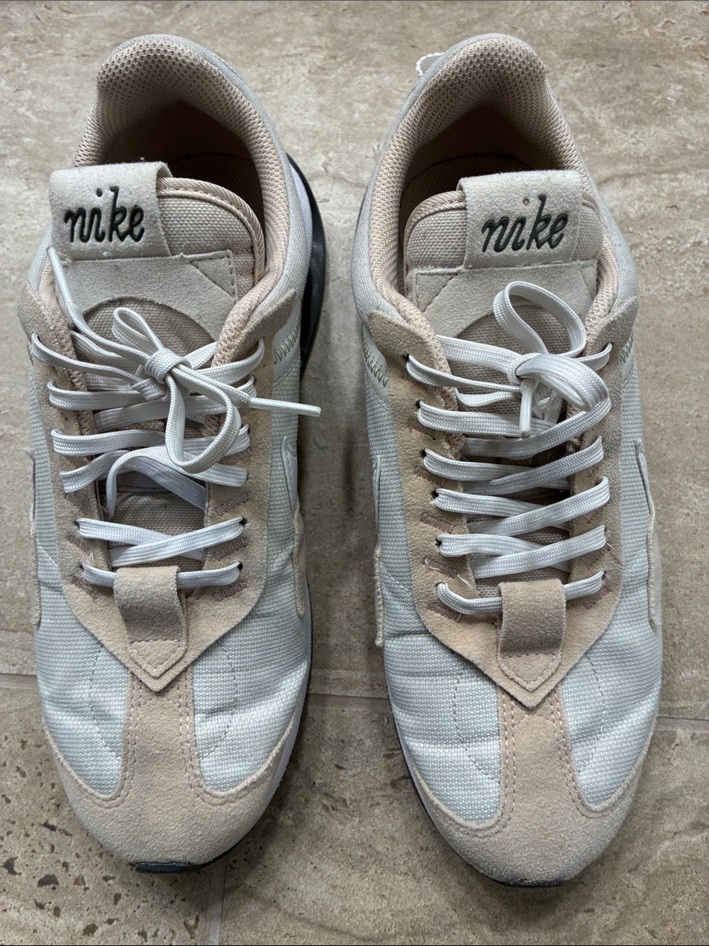Nike Men's Tan and White Casual Sneakers